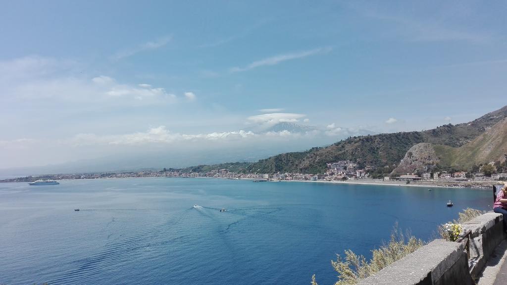 Magda Dom Apartment Taormina Ngoại thất bức ảnh